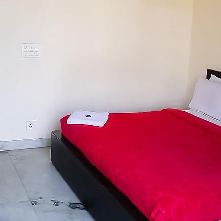 Deluxe Room In Cr Park Ню Делхи Екстериор снимка