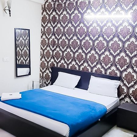 Deluxe Room In Cr Park Ню Делхи Екстериор снимка