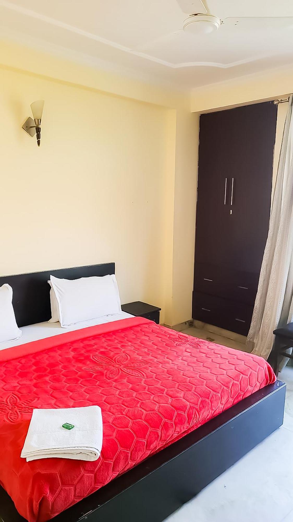 Deluxe Room In Cr Park Ню Делхи Екстериор снимка